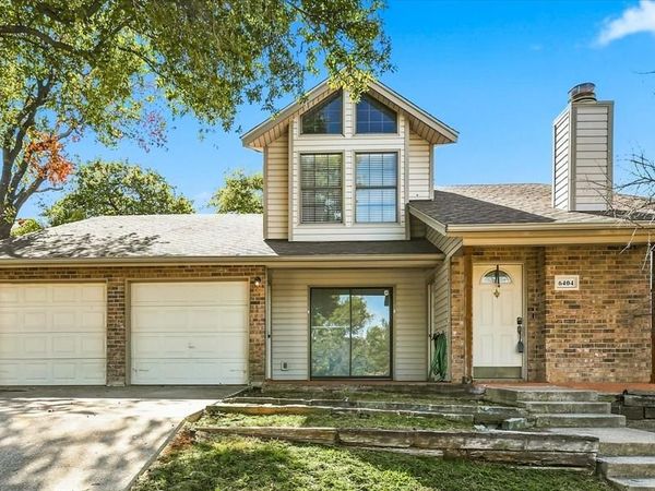 6404 Woods Edge Drive, Arlington, TX 76016