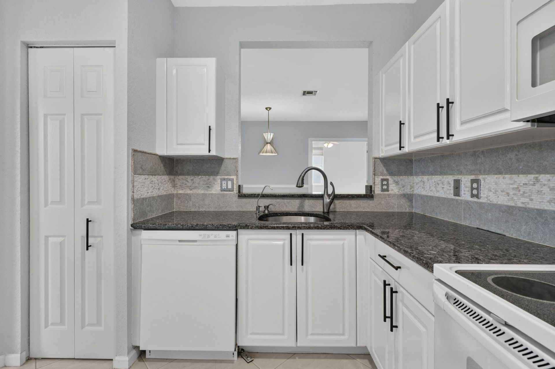 7886 Laina Lane, Unit Apt 1, Boynton Beach, FL 33437 Photo