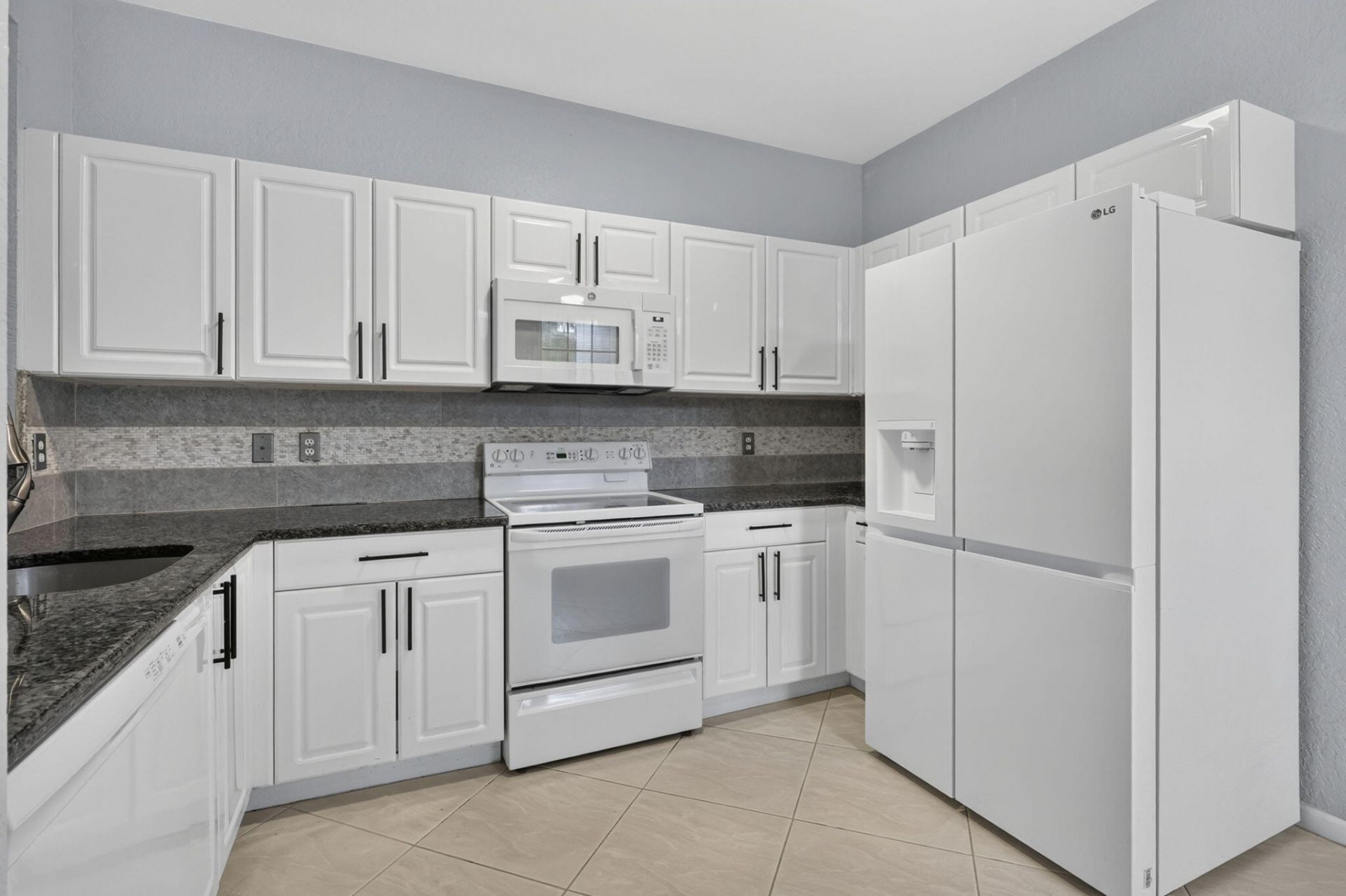7886 Laina Lane, Unit Apt 1, Boynton Beach, FL 33437 Photo