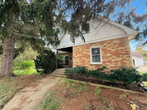 925 Glen Court , Waukegan, IL 60085