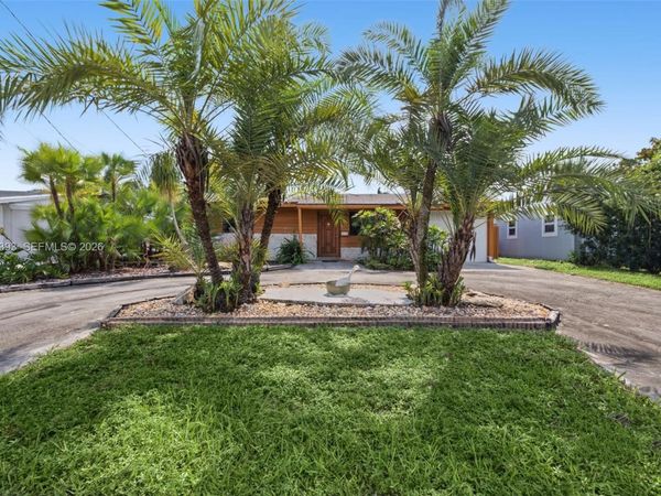 4136 SW 49th St , Dania Beach, FL 33314