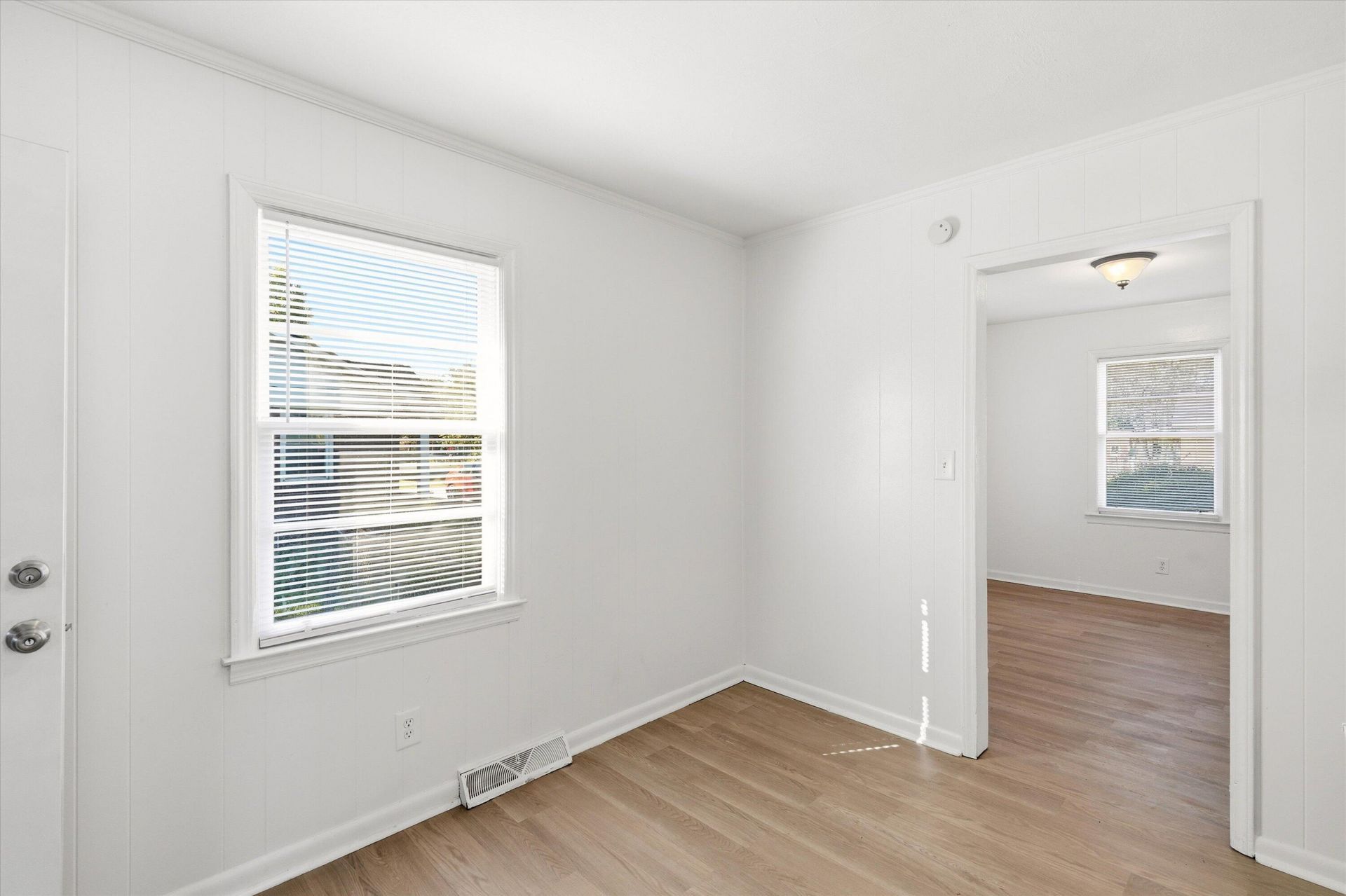 304 Mary Scott Drive Photo 13