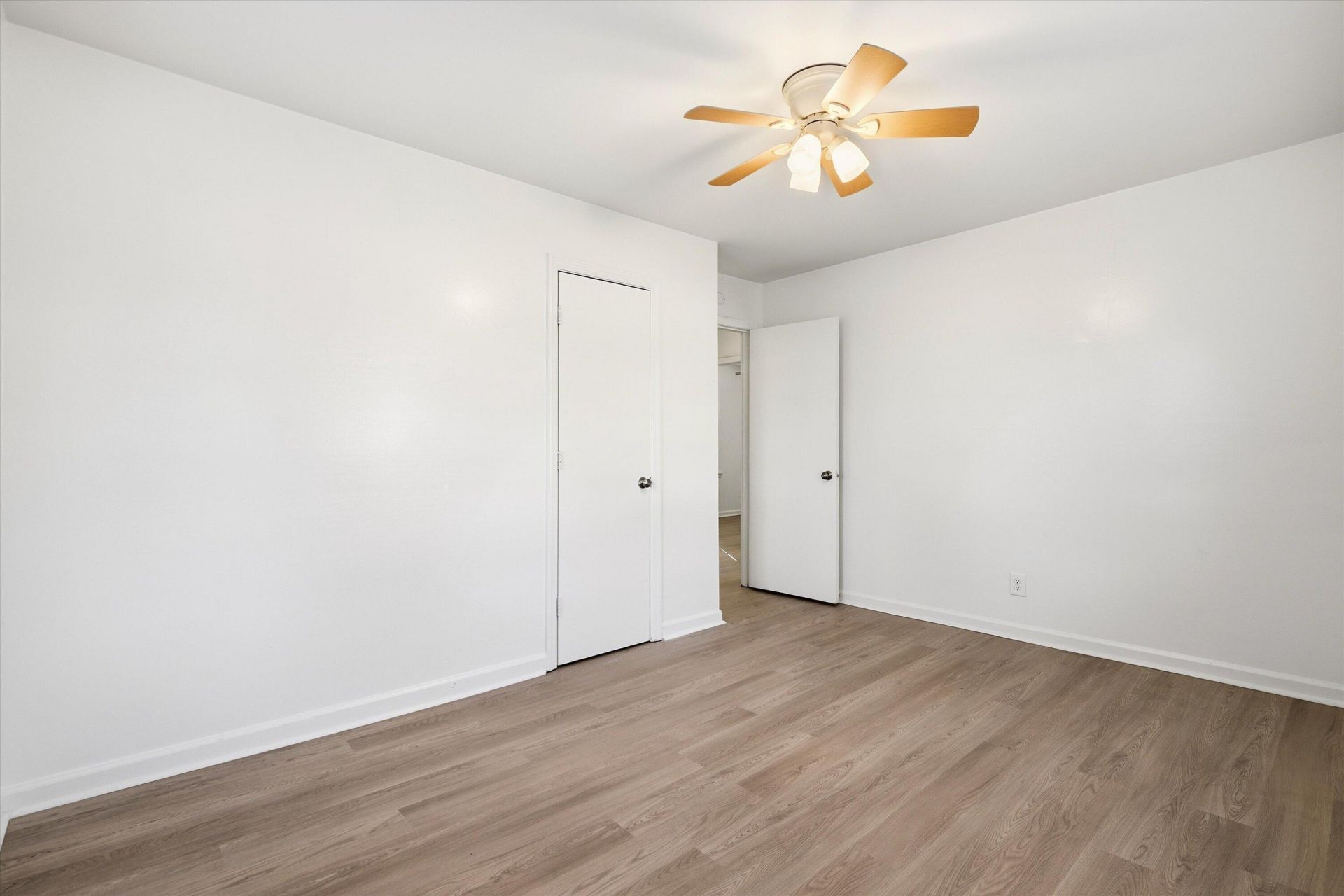 304 Mary Scott Drive Photo 16
