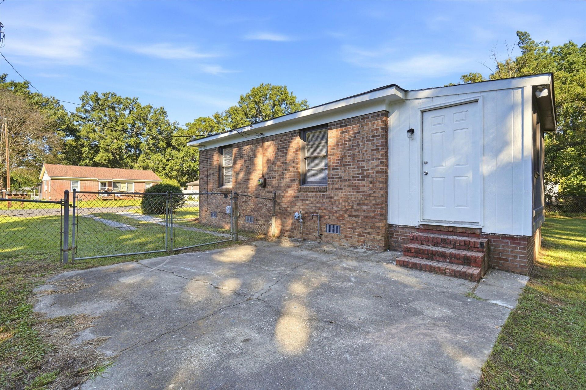 304 Mary Scott Drive Photo 23