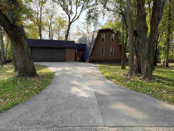 6280 White Buck Trail , Rockford, IL 61102