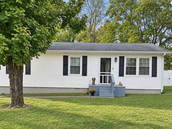 411 Carney St , Shelbyville, TN 37160