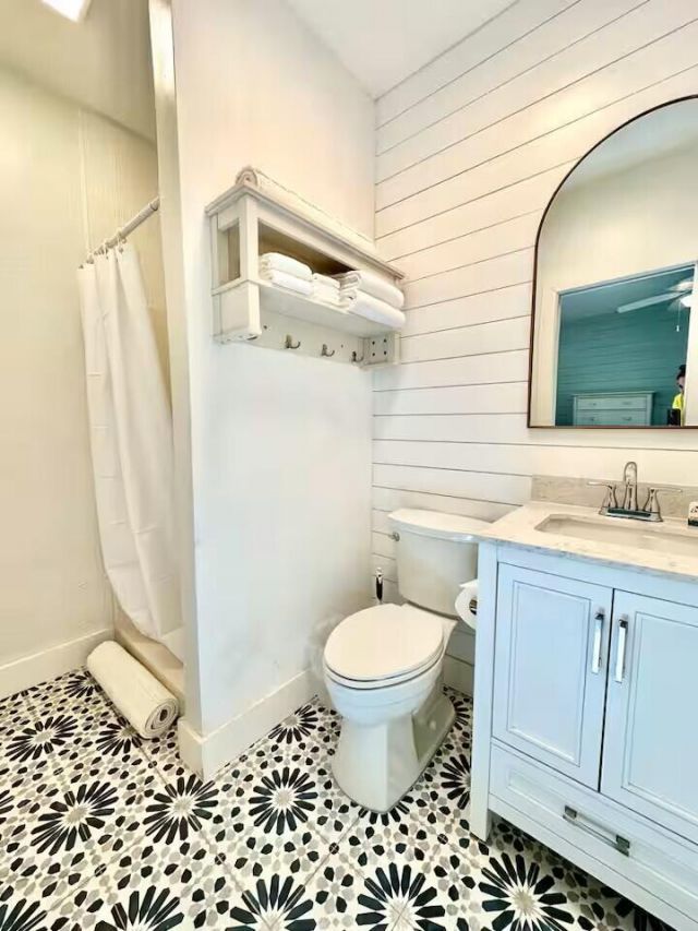 310 Granada Street, Unit B, Fort Pierce, FL 34949 Photo