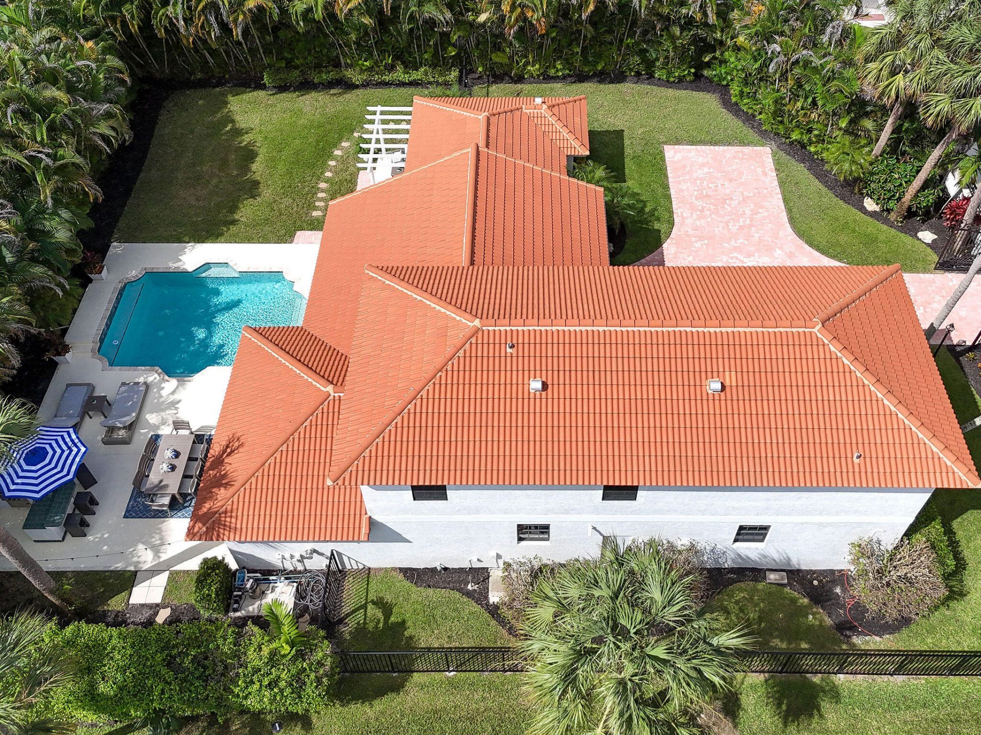 18944 SE Jupiter River Drive, Jupiter, FL 33458 Photo