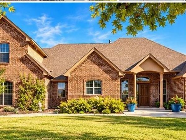 101 Cheyenne Trail S, Newark, TX 76071