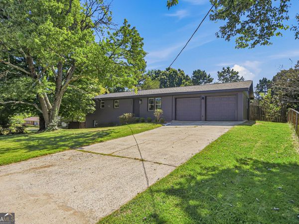 3841 Lavilla Drive, Powder Springs, GA 30127