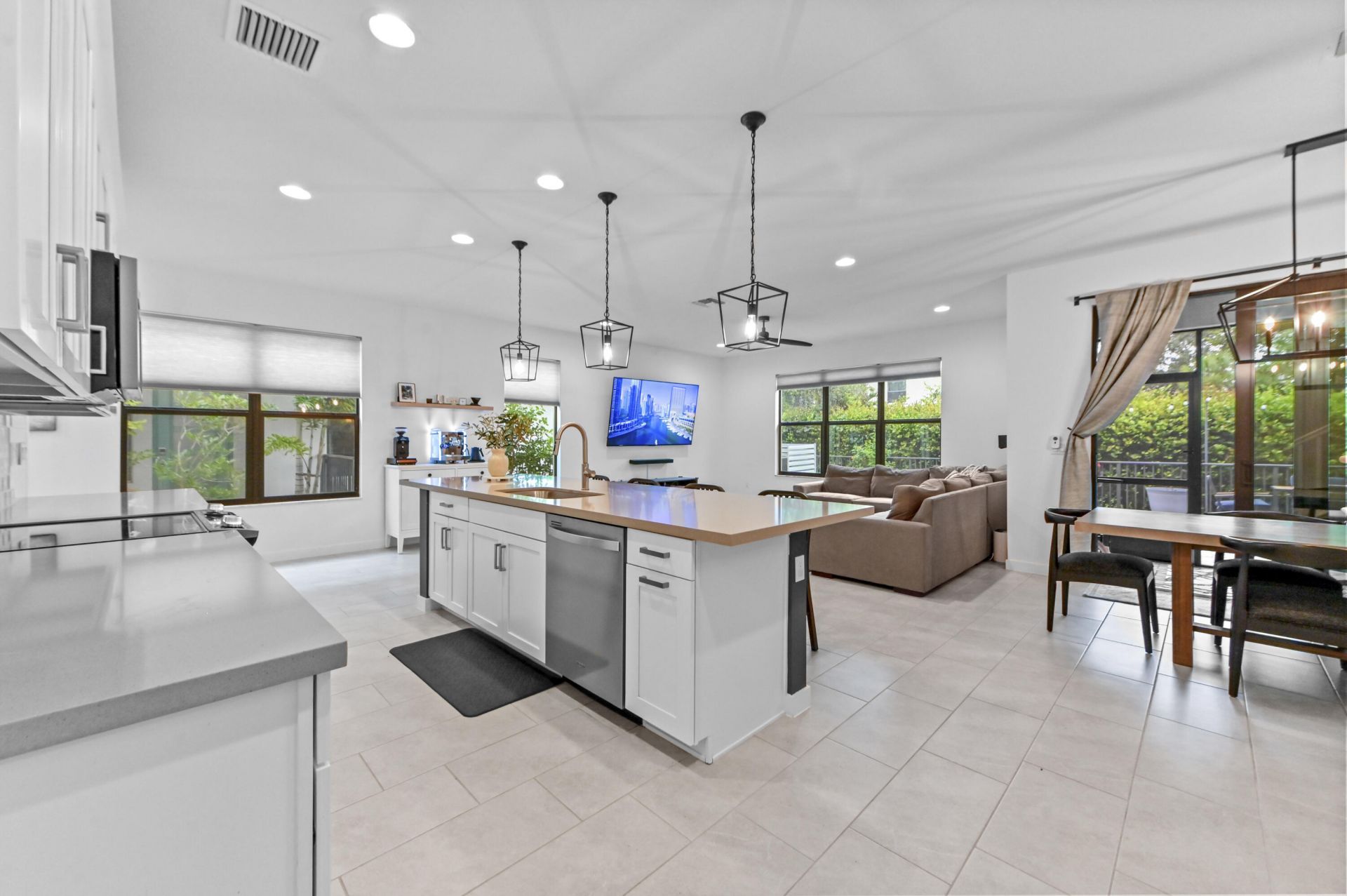 8728 Corvus Drive, Lake Worth, FL 33467 Photo