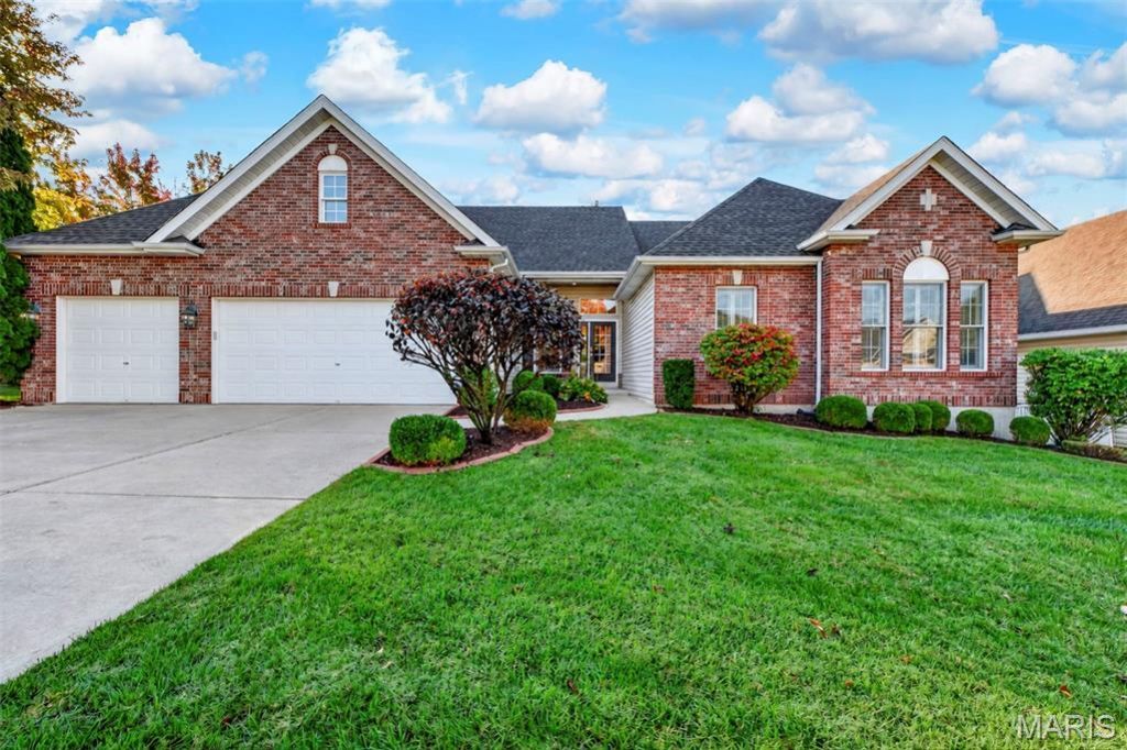 600 Sterling Terrace Drive , Saint Charles, MO 63301 Main Photo