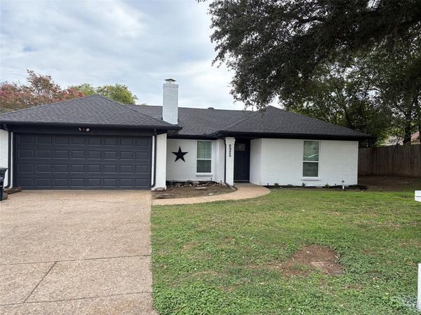 6925 Alexandria Court, Fort Worth, TX 76133