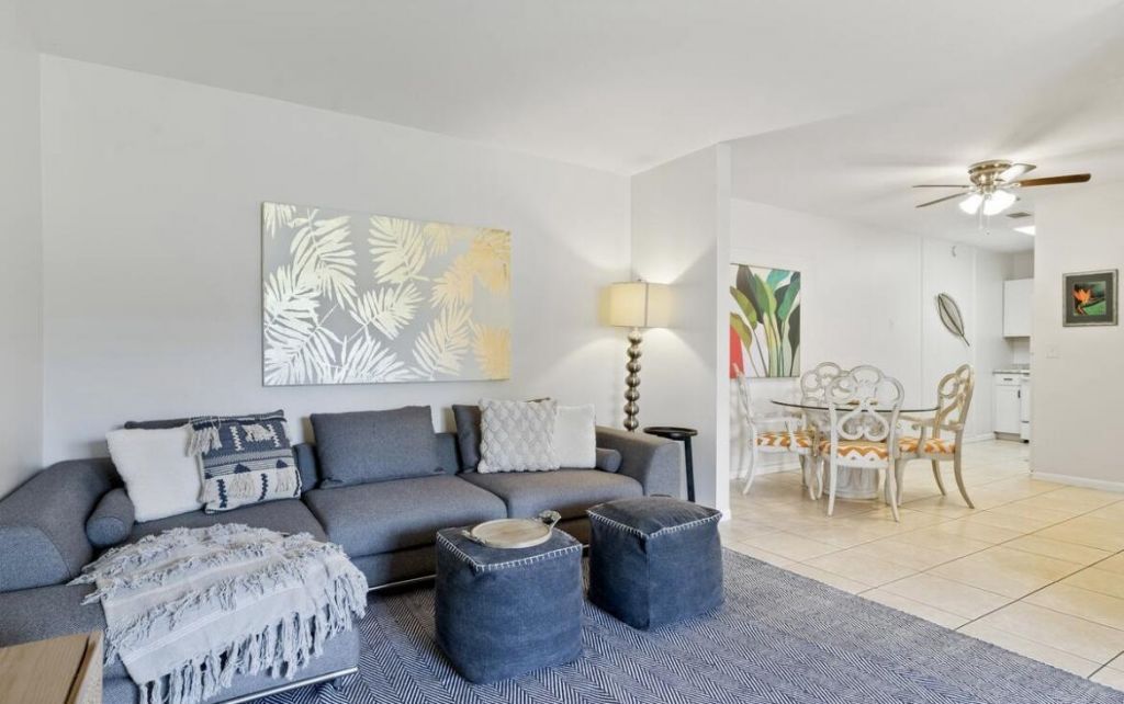 333 SE Martin Avenue, Unit 1-I, Stuart, FL 34996 Photo