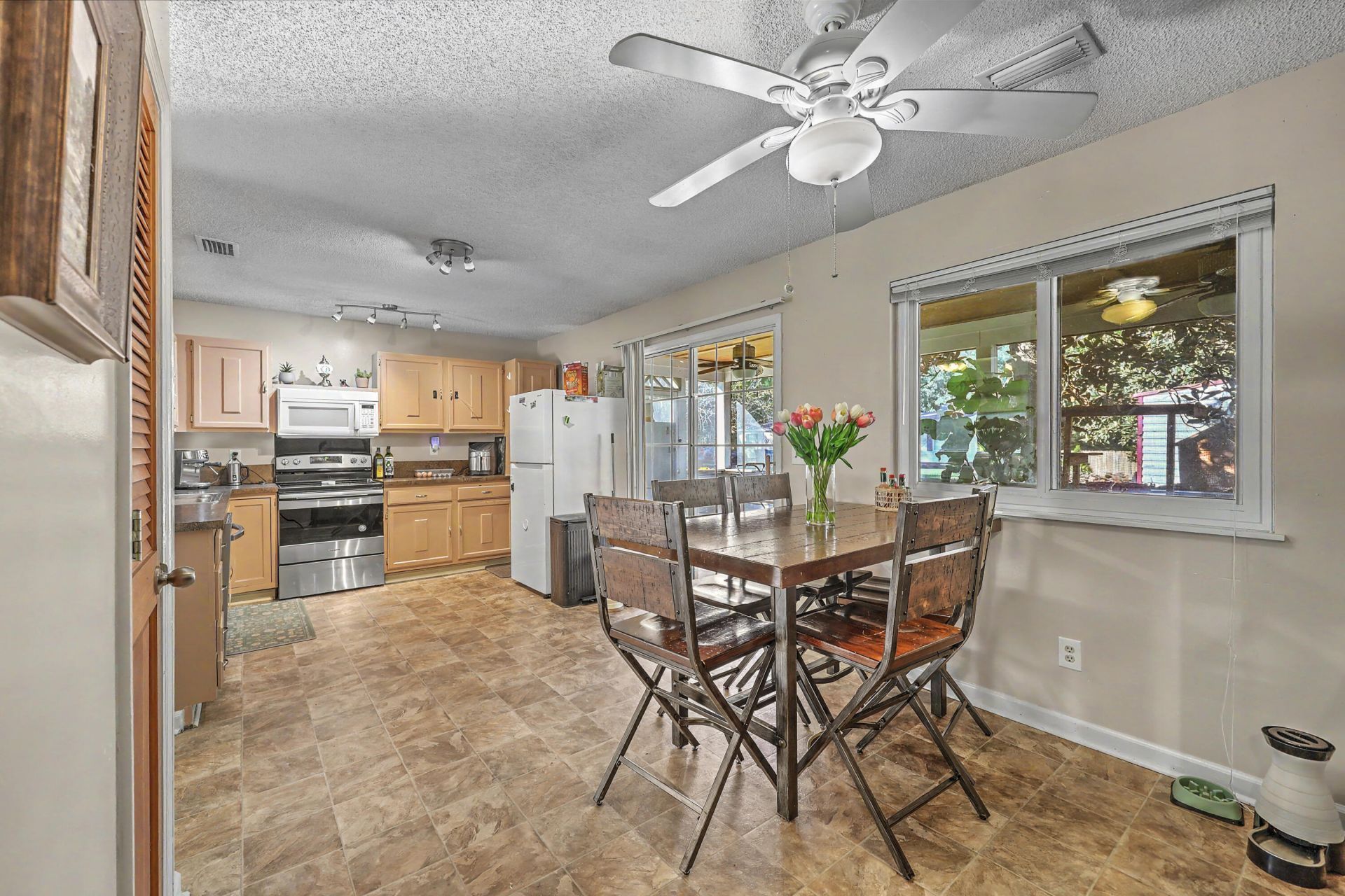506 Scotch Range Road Photo 12