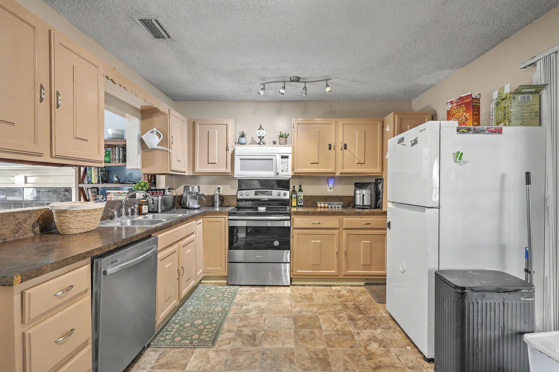506 Scotch Range Road Photo 8