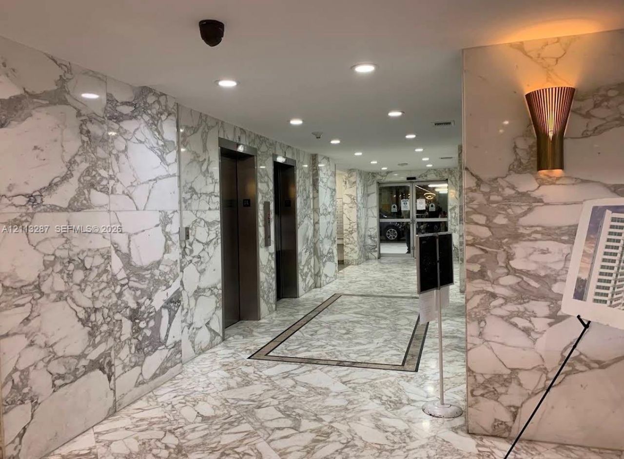 7135 Collins Ave , Unit 331, Miami Beach, FL 33141 Photo