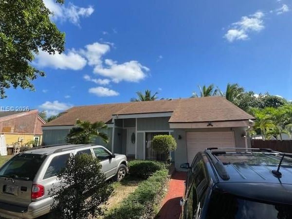 2621 Buttonwood Ave , Miramar, FL 33025
