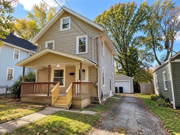 360 Noah Avenue , Akron, OH 44320