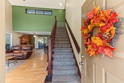 301 Anadale Court photo 4