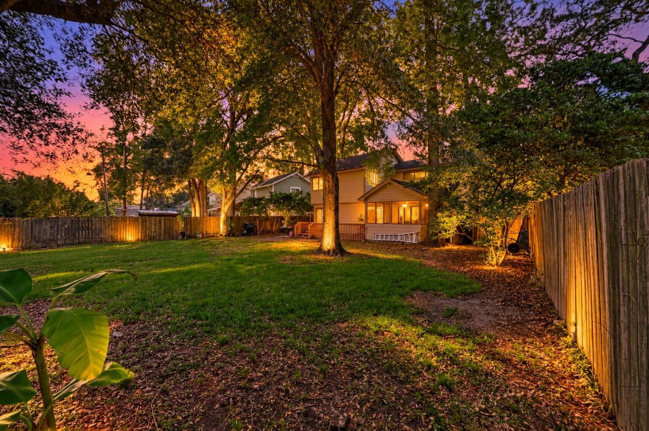 301 Anadale Court Photo 31
