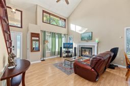 301 Anadale Court photo 4