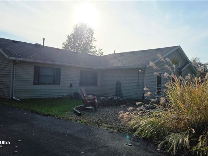42220 Butternut Ridge Road, Elyria, OH 44035 Photo 2