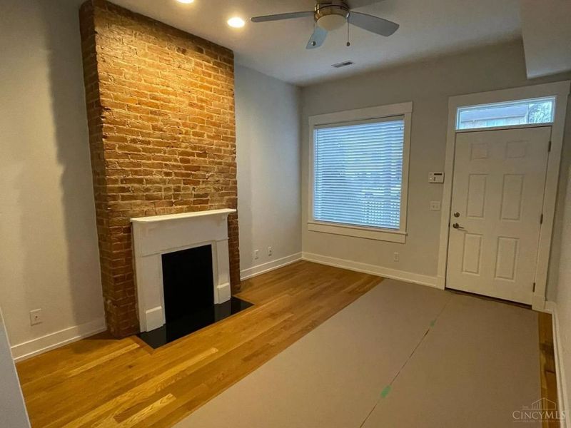 2807 Price Avenue, Cincinnati, OH 45204 Photo 2