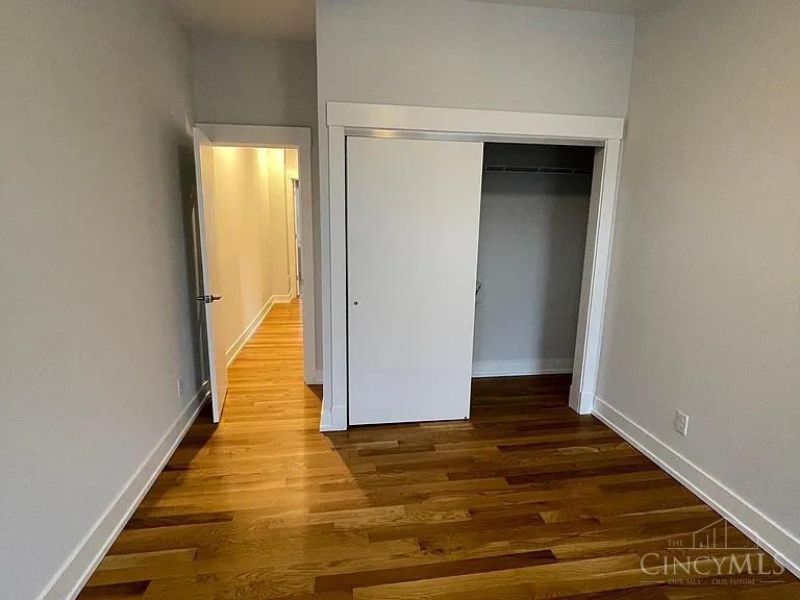 2807 Price Avenue, Cincinnati, OH 45204 Photo 8