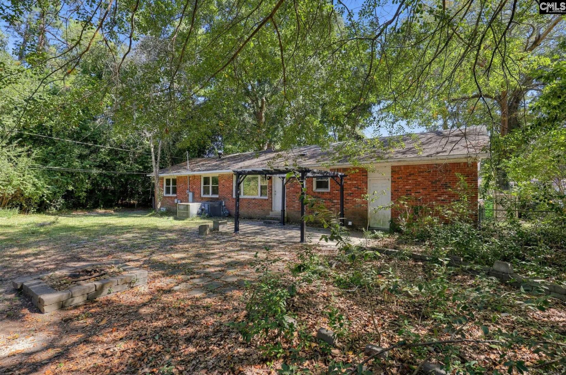 1523 S Beltline Boulevard  Photo 6