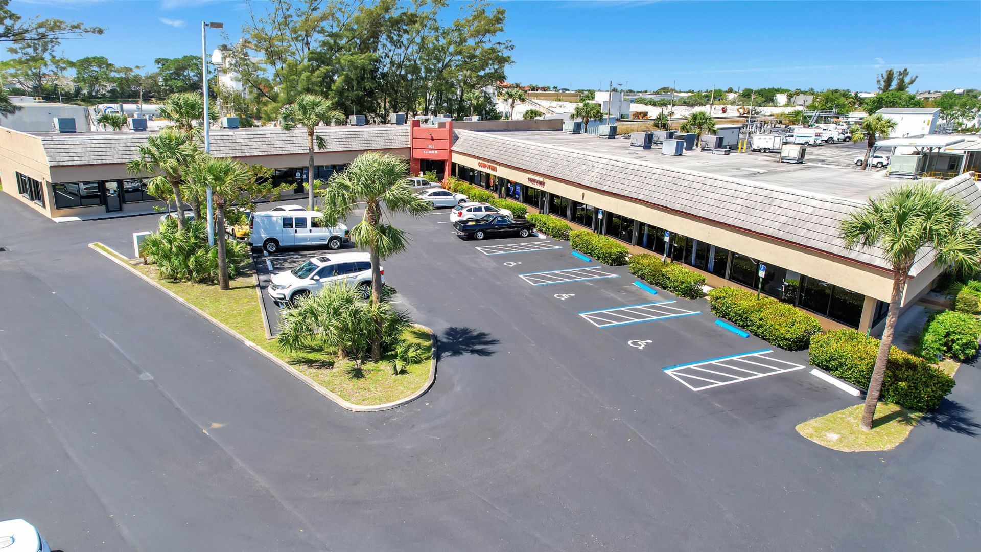 1001 W Jasmine Drive, Unit M, Lake Park, FL 33403 Photo