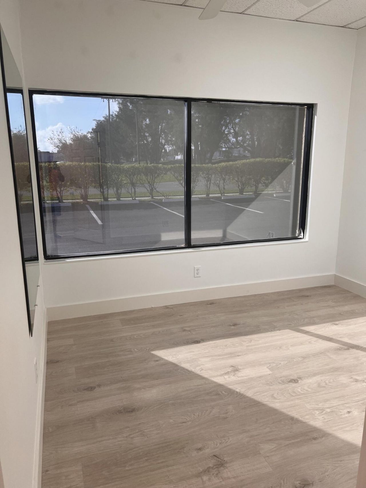 1001 W Jasmine Drive, Unit M, Lake Park, FL 33403 Photo