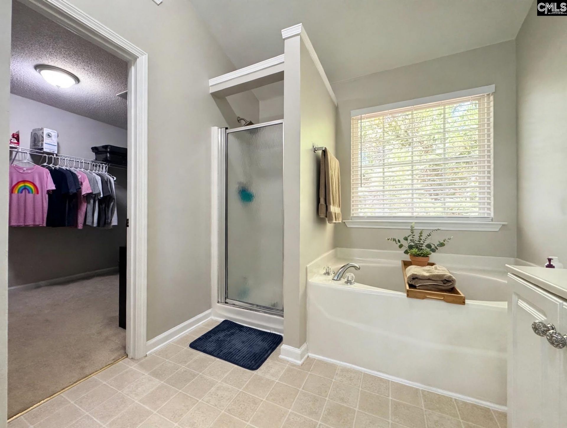 200 Austree Drive  Photo 16