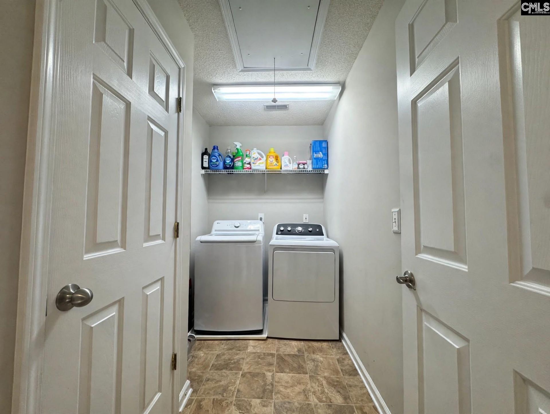 200 Austree Drive  Photo 23