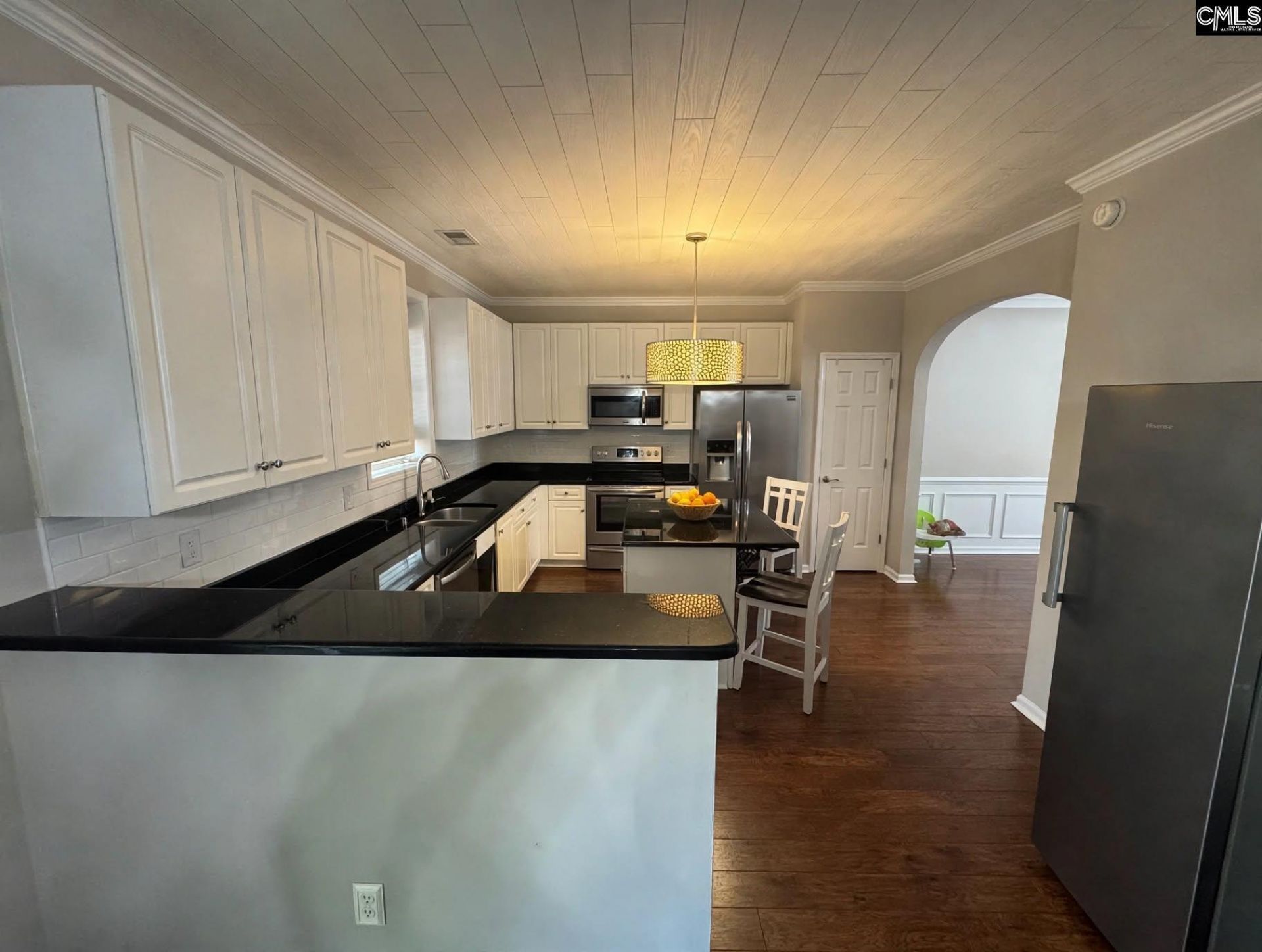 200 Austree Drive  Photo 6