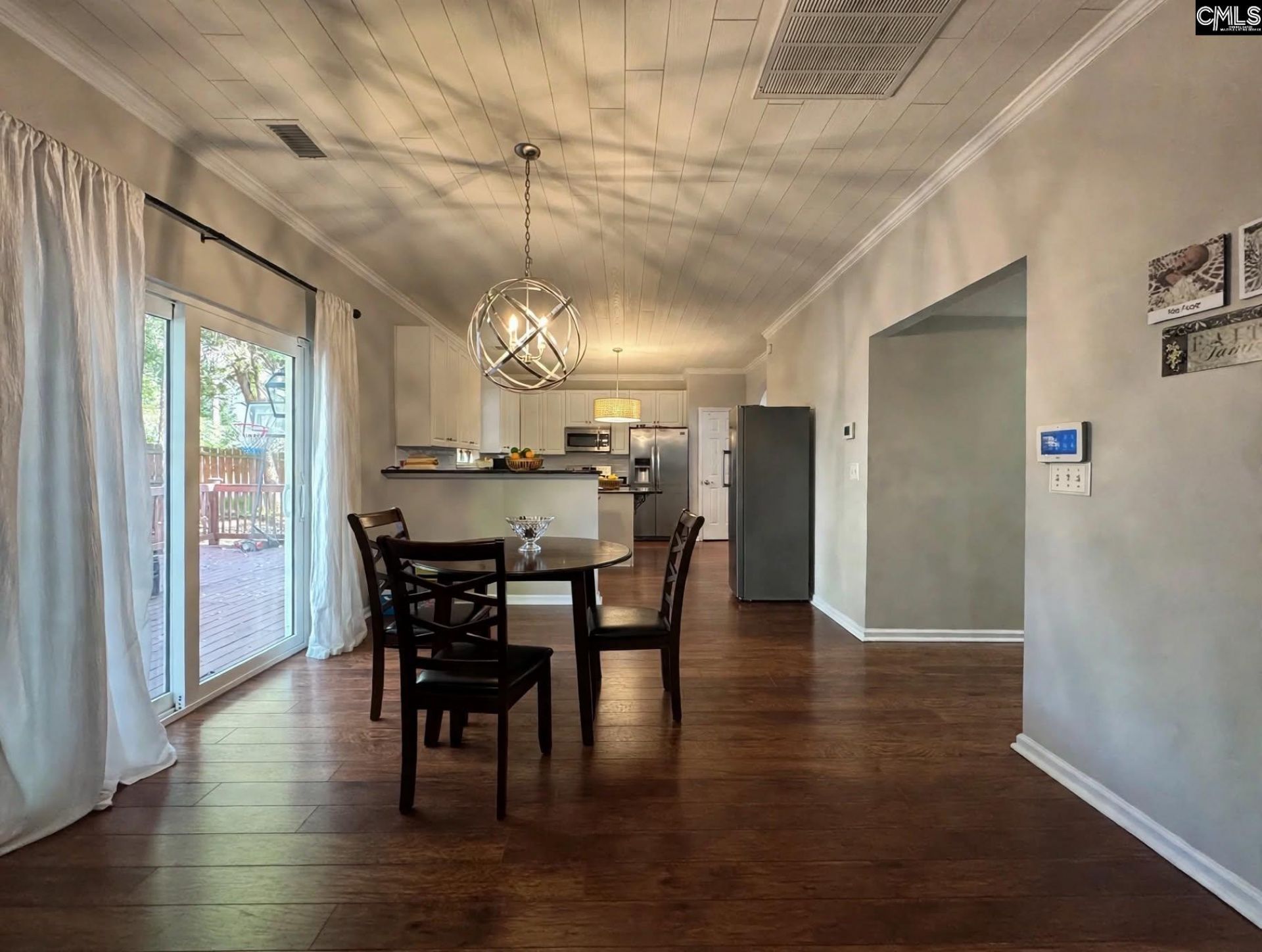 200 Austree Drive  Photo 8