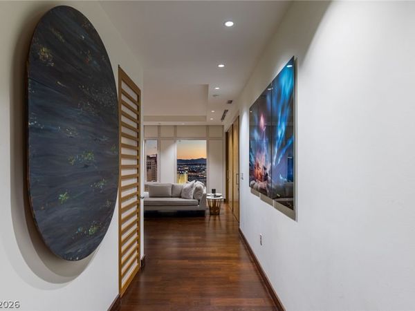 3750 Las Vegas Boulevard , Unit 3202, Las Vegas, NV 89158