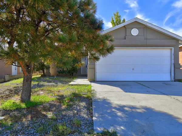 8700 Spotted Pony Avenue SW, Albuquerque, NM 87121