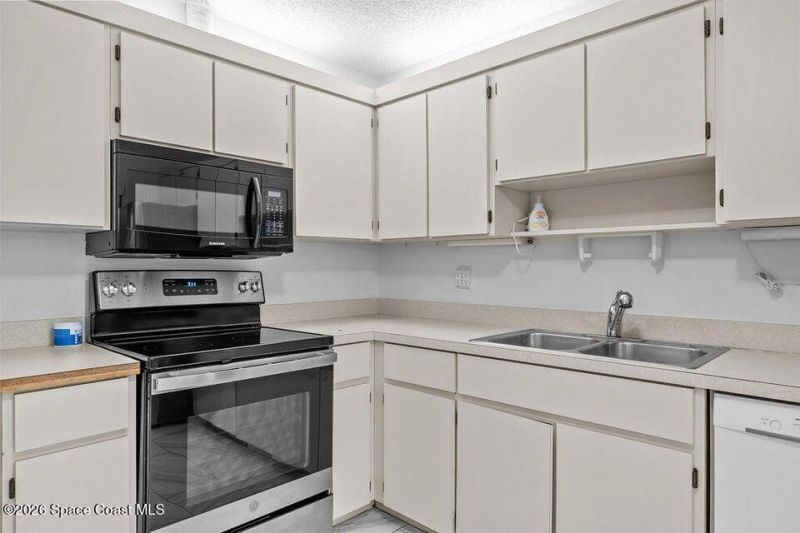 8019 SE Villa Circle , Hobe Sound, FL 33455 Photo