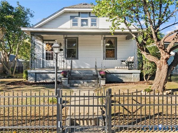 124 Suffolk Avenue , Colonial Heights, VA 23834