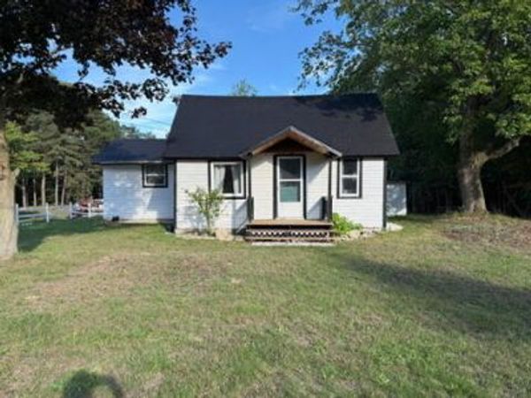 3968 N Jebavy Drive, Ludington, MI 49431