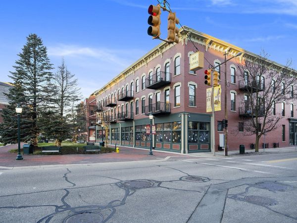 222 N Kalamazoo Mall, Unit 210, Kalamazoo, MI 49007