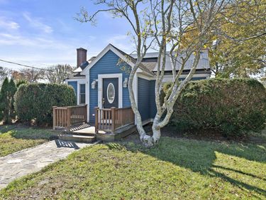 53 Donald Rd, Marshfield, MA 02050