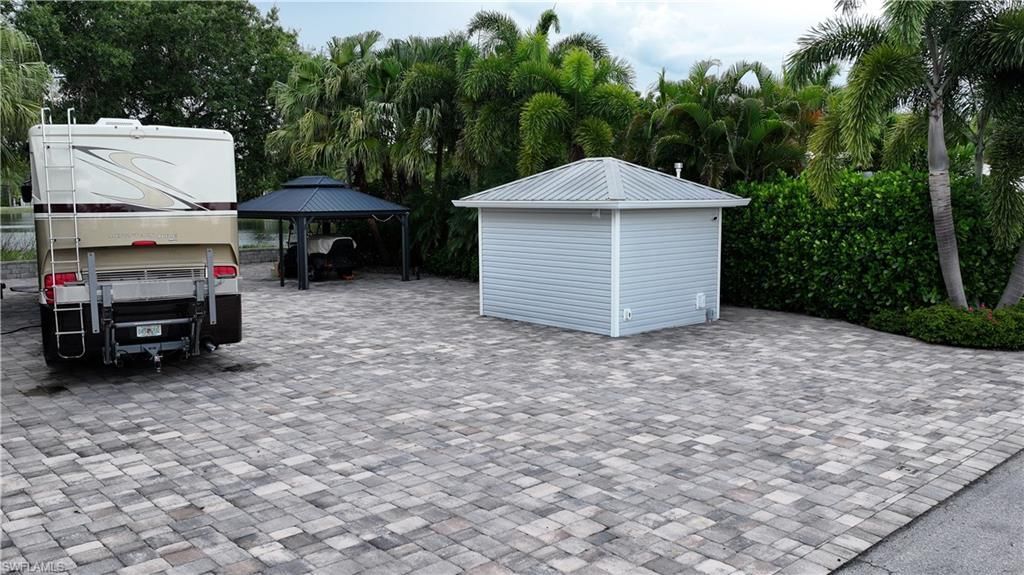 5608 Brightwood Dr , Fort Myers, FL 33905 Photo