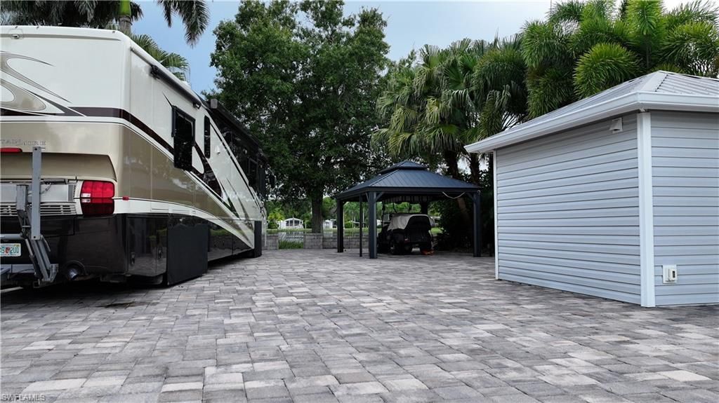 5608 Brightwood Dr , Fort Myers, FL 33905 Photo