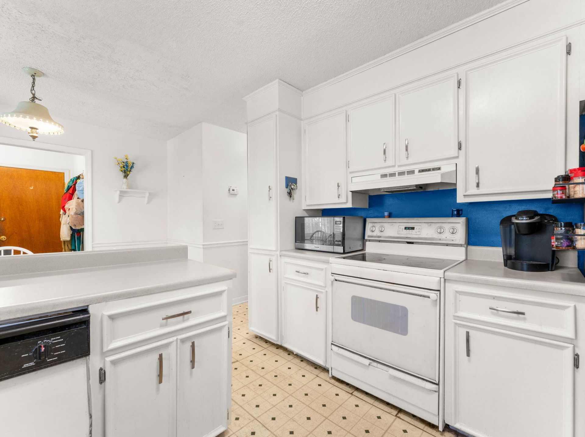 107 Dunbury Drive Photo 12