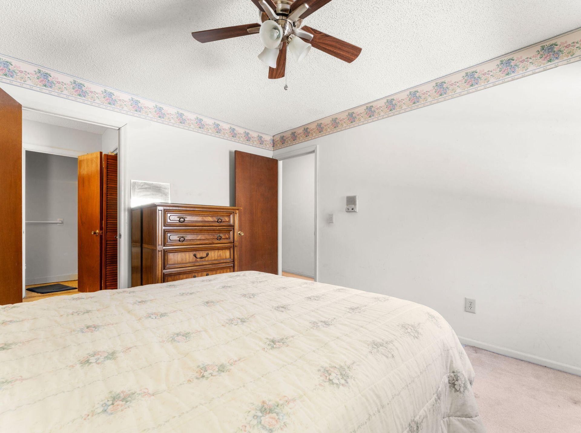 107 Dunbury Drive Photo 18