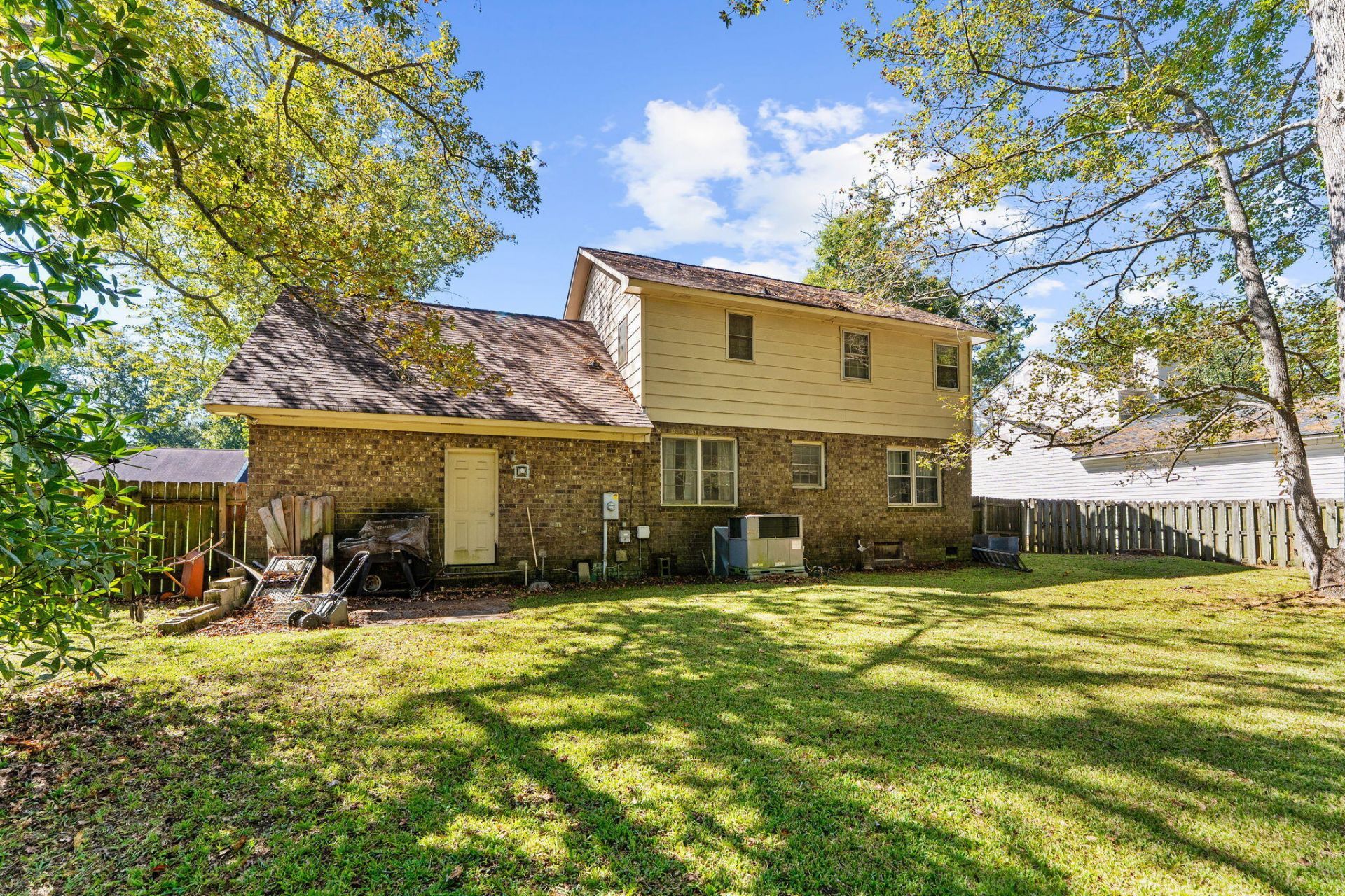 107 Dunbury Drive Photo 30