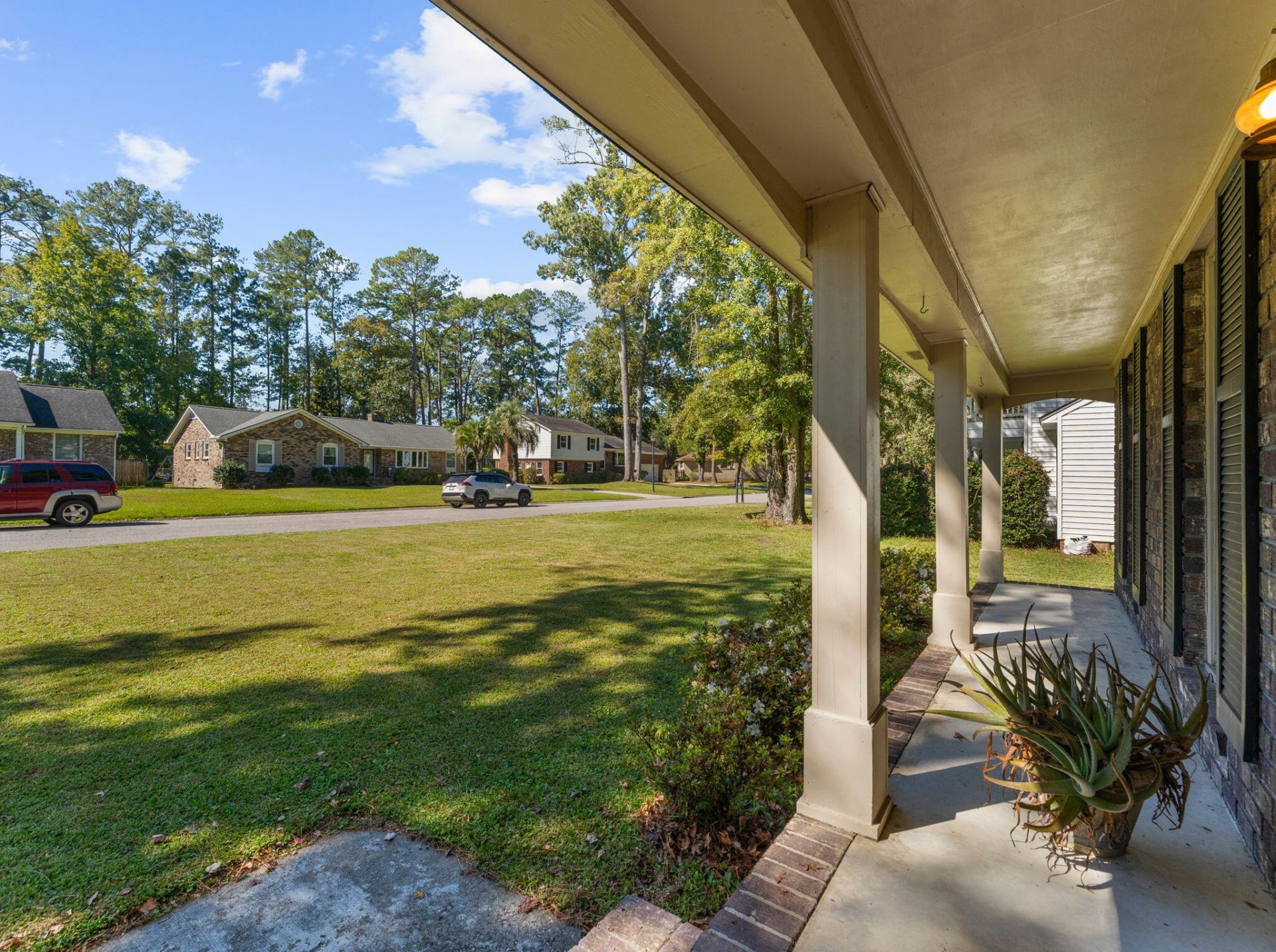 107 Dunbury Drive Photo 38