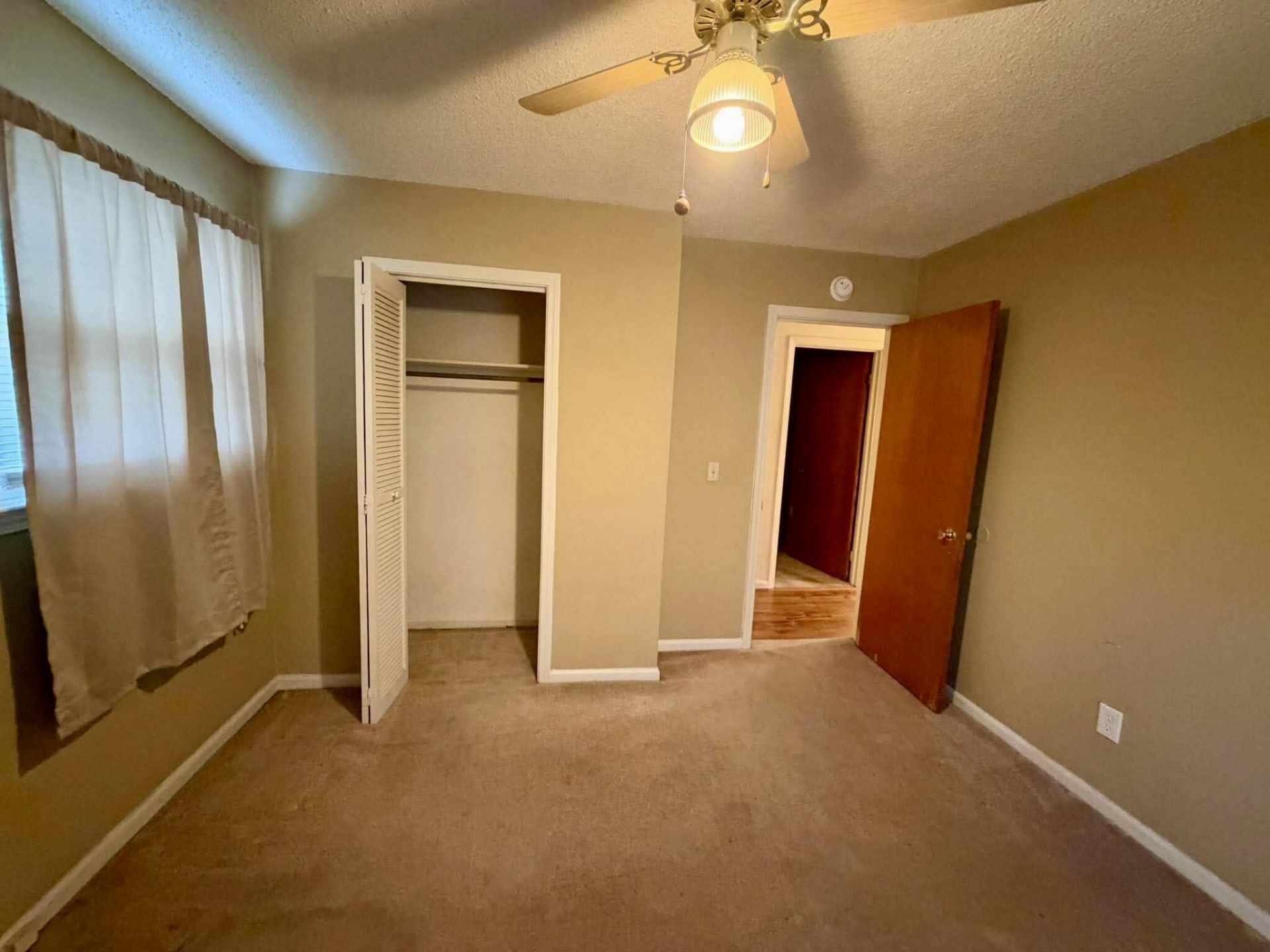 135 Parkwood Drive Photo 19
